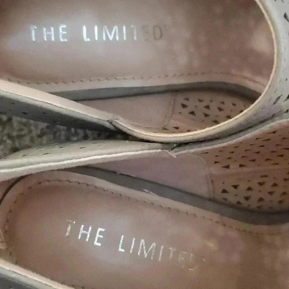 The Limited Taupe High Heels Size 9.5 - Picture 9 of 10